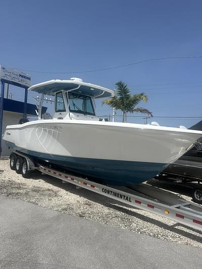 BOATZON | 2022 Crevalle 33CSF