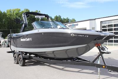 BOATZON | 2022 MasterCraft X26