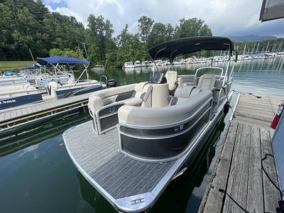 BOATZON | 2022 Premier Sunspree RF 230 CL