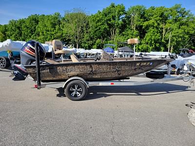 BOATZON | 2022 Xpress H17 Bass Boat Yamaha Vmax 90 SHO BOATZON | 2022 Xpress H17 Bass Boat Yamaha Vmax 90 SHO