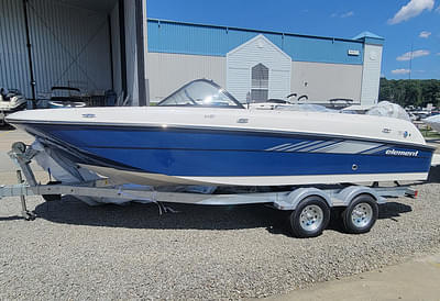 BOATZON | 2023 Bayliner 210 Element