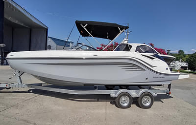 BOATZON | 2023 Bayliner DX2200