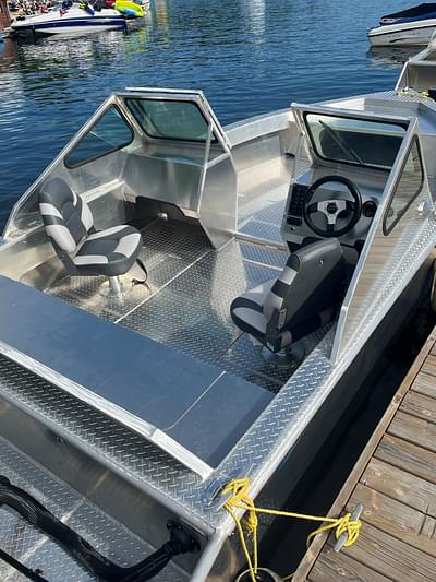 BOATZON | 2023 Bayview Boats Inc 19 Profisher  Dual Console