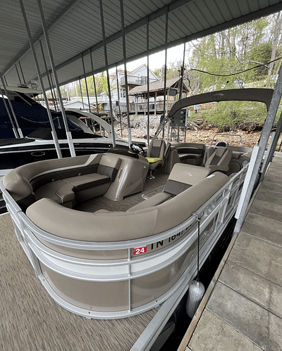 BOATZON | 2023 Bennington 22 SXSR