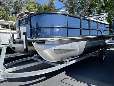 BOATZON | 2023 Bentley Pontoons Bentley 200 Fish