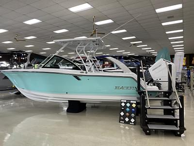 BOATZON | 2023 BLACKFIN 252 DC