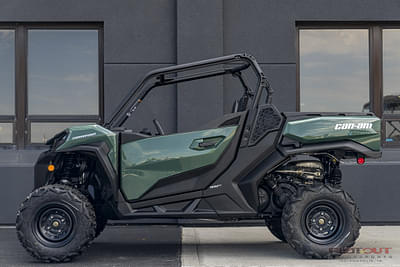 BOATZON | 2023 CanAm COMMANDER DPS 1000R