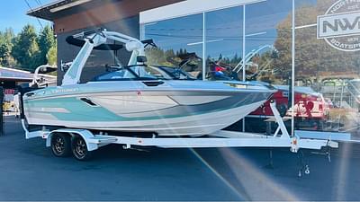 BOATZON | 2023 Centurion Ri230