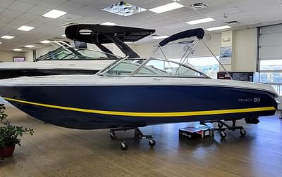 BOATZON | 2023 Cobalt 220S BOATZON | 2023 Cobalt 220S