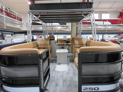 BOATZON | 2023 Crest Pontoons Caribbean LX 250 L  USD