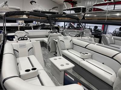 BOATZON | 2023 Crest Pontoons Classic DLX 240 SLS w Mercury 150