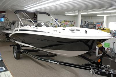 BOATZON | 2023 Hurricane SunDeck Sport 185 OB