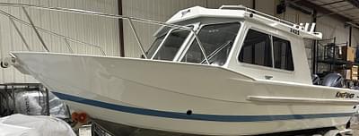BOATZON | 2023 Kingfisher Boats 2425 Escape HT