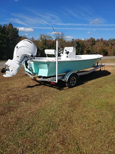 BOATZON | 2023 Lookout Skiff 19 Bay