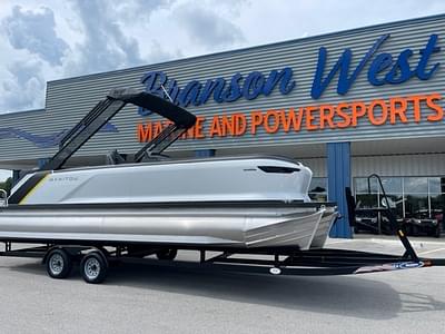 BOATZON | 2023 Manitou 24 Explore FL CC SR Navigator SHP575