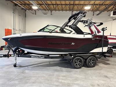 BOATZON | 2023 MasterCraft XT20