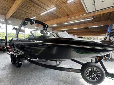 BOATZON | 2023 MB Sports F22