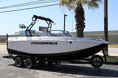 BOATZON | 2023 Moomba CRAZ