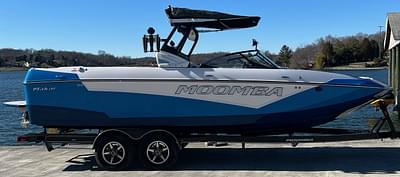 BOATZON | 2023 Moomba Makai