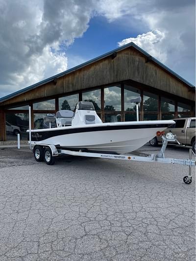 BOATZON | 2023 NauticStar 215 Bay