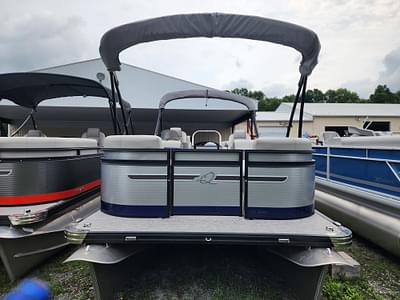 BOATZON | 2023 Qwest Pontoons Qwest 822 EClass RLS LT