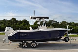 BOATZON | 2023 Robalo 242 Explorer