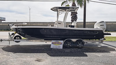 BOATZON | 2023 Robalo 246