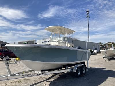 BOATZON | 2023 Sailfish 220 CC