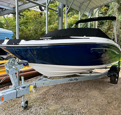 BOATZON | 2023 Sea Ray SPX 190 Outboard