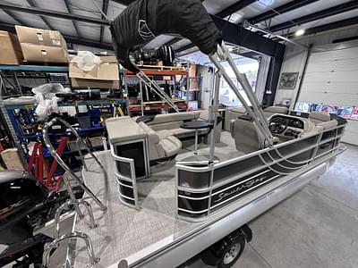 BOATZON | 2023 South Bay 222 CR LE