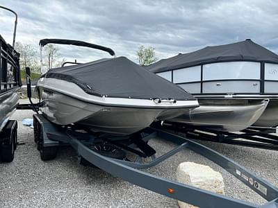 BOATZON | 2023 Starcraft SVX191