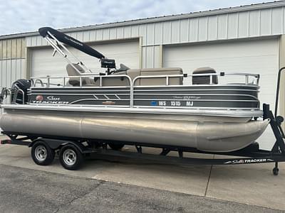 BOATZON | 2023 Sun Tracker 20 DLX FISHING BARGE