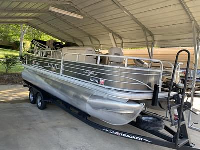 BOATZON | 2023 Sun Tracker FISHIN BARGE 20 DLX