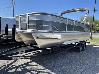 BOATZON | 2023 Suncatcher Select 322FC