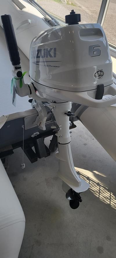 BOATZON | 2023 Suzuki Marine DF6AS  White