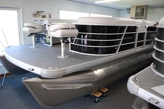 BOATZON | 2023 Sweetwater SW 2286 BF