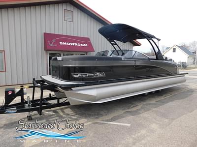 BOATZON | 2023 Tahoe Pontoons Cascade 25 Versatile Rear Bench Windshield