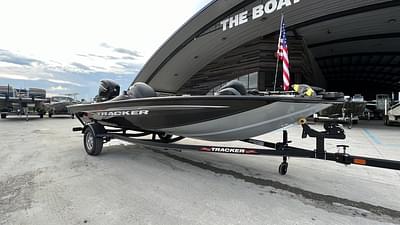 BOATZON | 2023 Tracker Boats Pro Team 175 TF