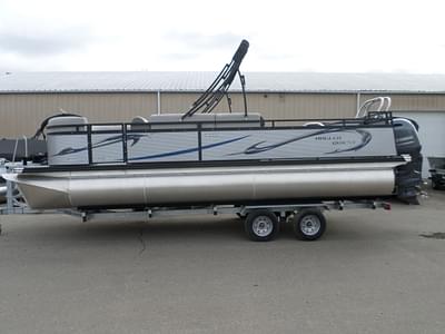 BOATZON | 2024 Angler Qwest Pontoons 8522 Family Fish LT