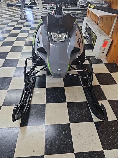 BOATZON | 2024 Arctic Cat Blast ZR 4000 12110 TK Elec CharcoalGreen