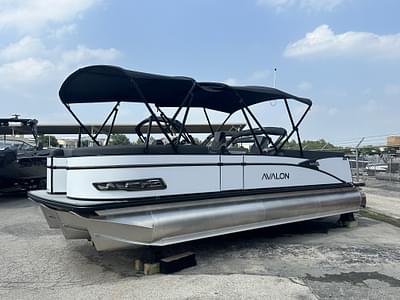 BOATZON | 2024 Avalon Catalina 25 Quad Lounger