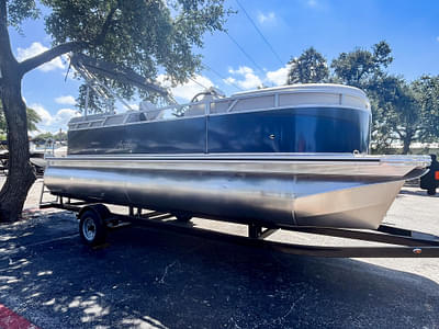 BOATZON | 2024 Avalon VLS 21 QUAD LOUNGE WITH TRAILER