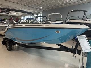 BOATZON | 2024 Bayliner Element M17