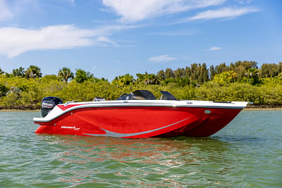BOATZON | 2024 Bayliner In Stock Now Element M19