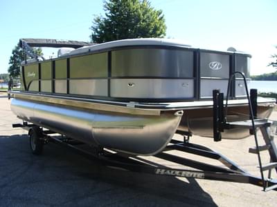 BOATZON | 2024 Bentley Pontoons 220 Legacy