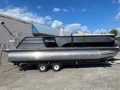 BOATZON | 2024 Bentley Pontoons Elite 223 Swingback