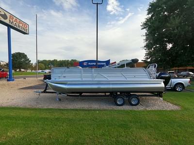 BOATZON | 2024 Berkshire Pontoons 24 UL CTS