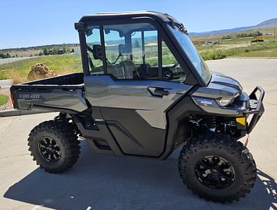 BOATZON | 2024 CanAm Defender Limited HD10