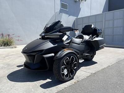 BOATZON | 2024 CanAm Spyder RT Limited Platinum