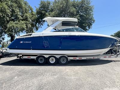 BOATZON | 2024 Cobalt R33 Surf